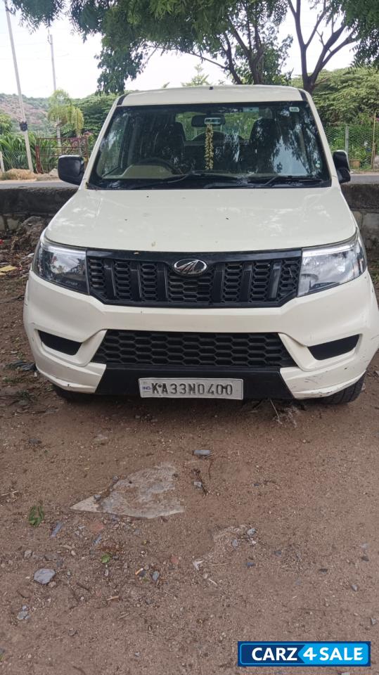 White Mahindra Bolero Bolero Neo N4 Diesel
