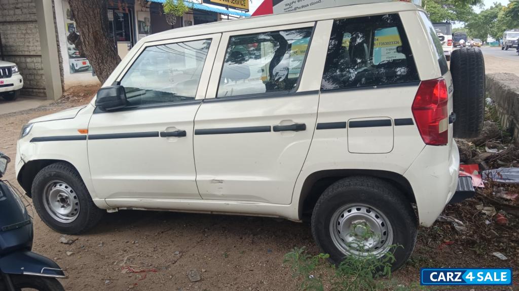 White Mahindra Bolero Bolero Neo N4 Diesel