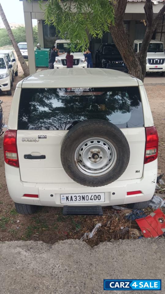 White Mahindra Bolero Bolero Neo N4 Diesel