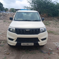White Mahindra Bolero Bolero Neo N4 Diesel