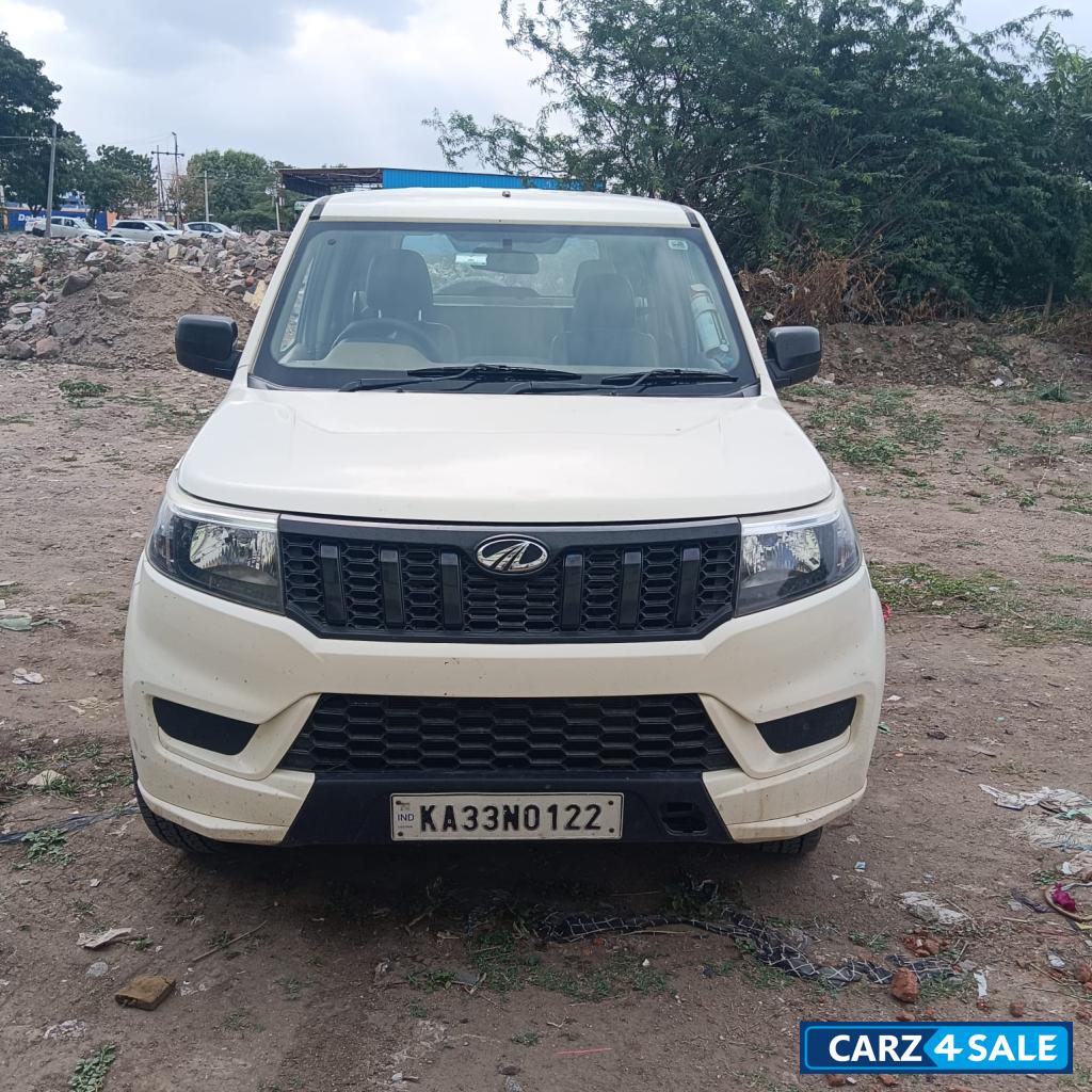 White Mahindra Bolero Bolero Neo N4 Diesel