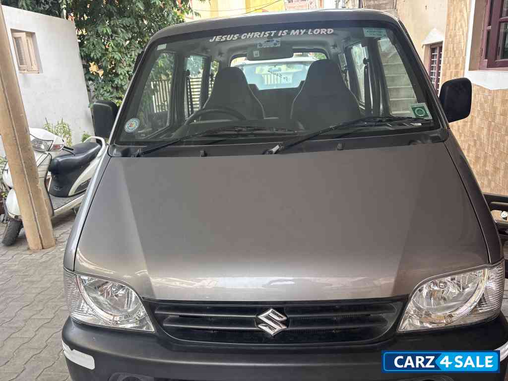 Grey Maruti Suzuki Eeco 7seater Grey Maruti Suzuki Eeco 7seater