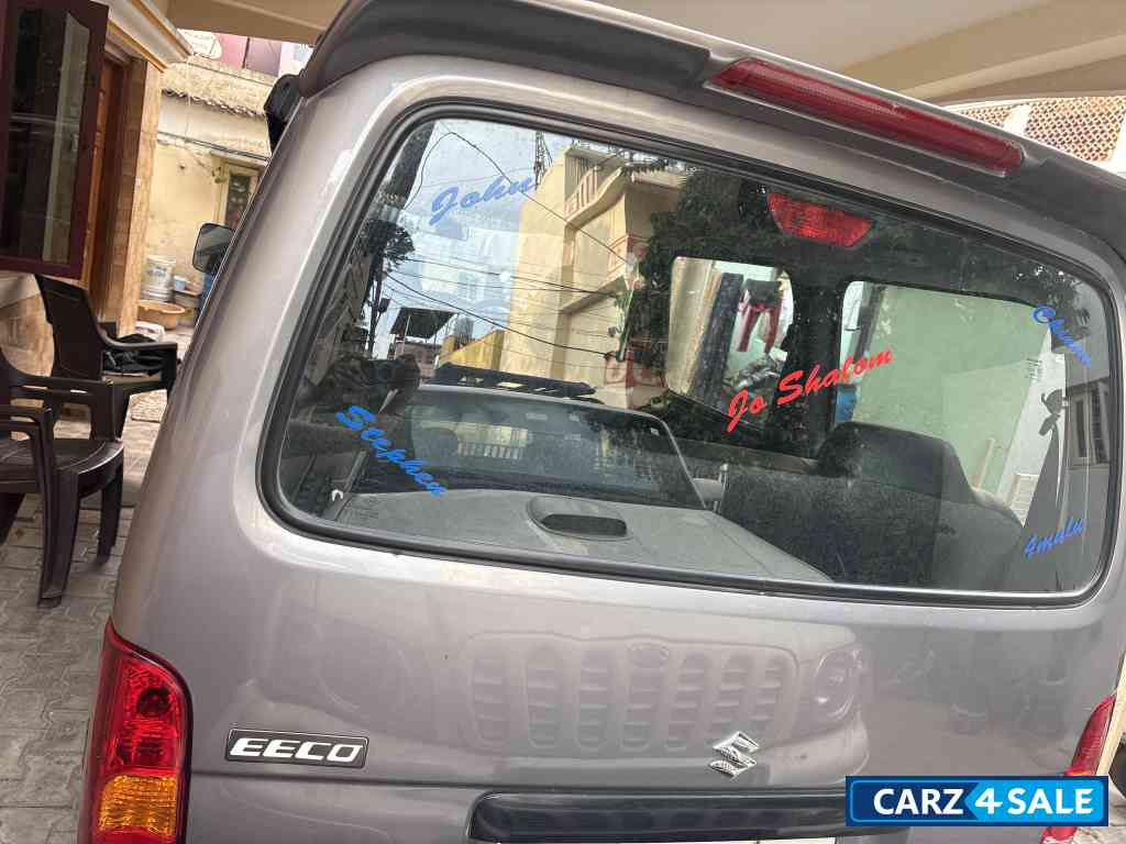 Grey Maruti Suzuki Eeco 7seater Grey Maruti Suzuki Eeco 7seater