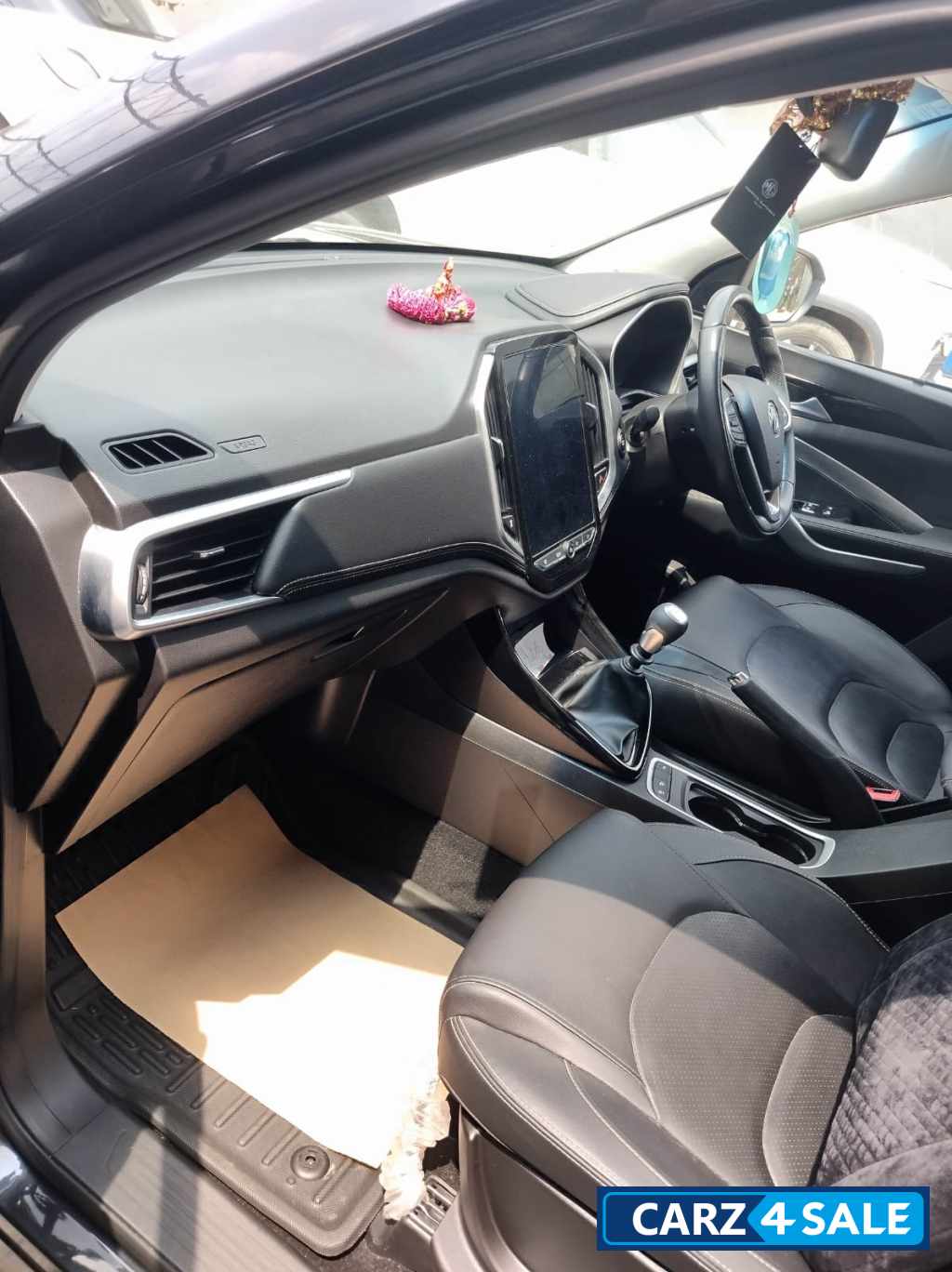 Black MG Hector Petrol Black MG Hector Petrol