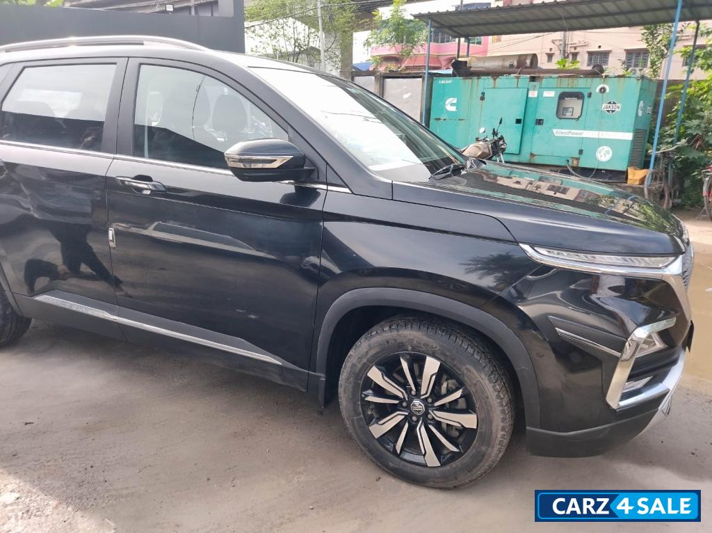 Black MG Hector Petrol Black MG Hector Petrol