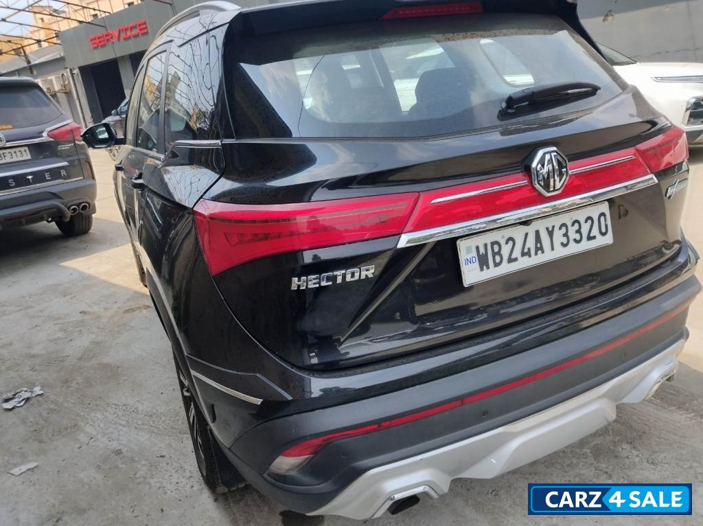 Black MG Hector Petrol Black MG Hector Petrol