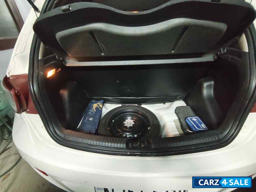 Hyundai i10 Grand I10 asta optional - petrol Hyundai i10 Grand I10 asta optional - petrol
