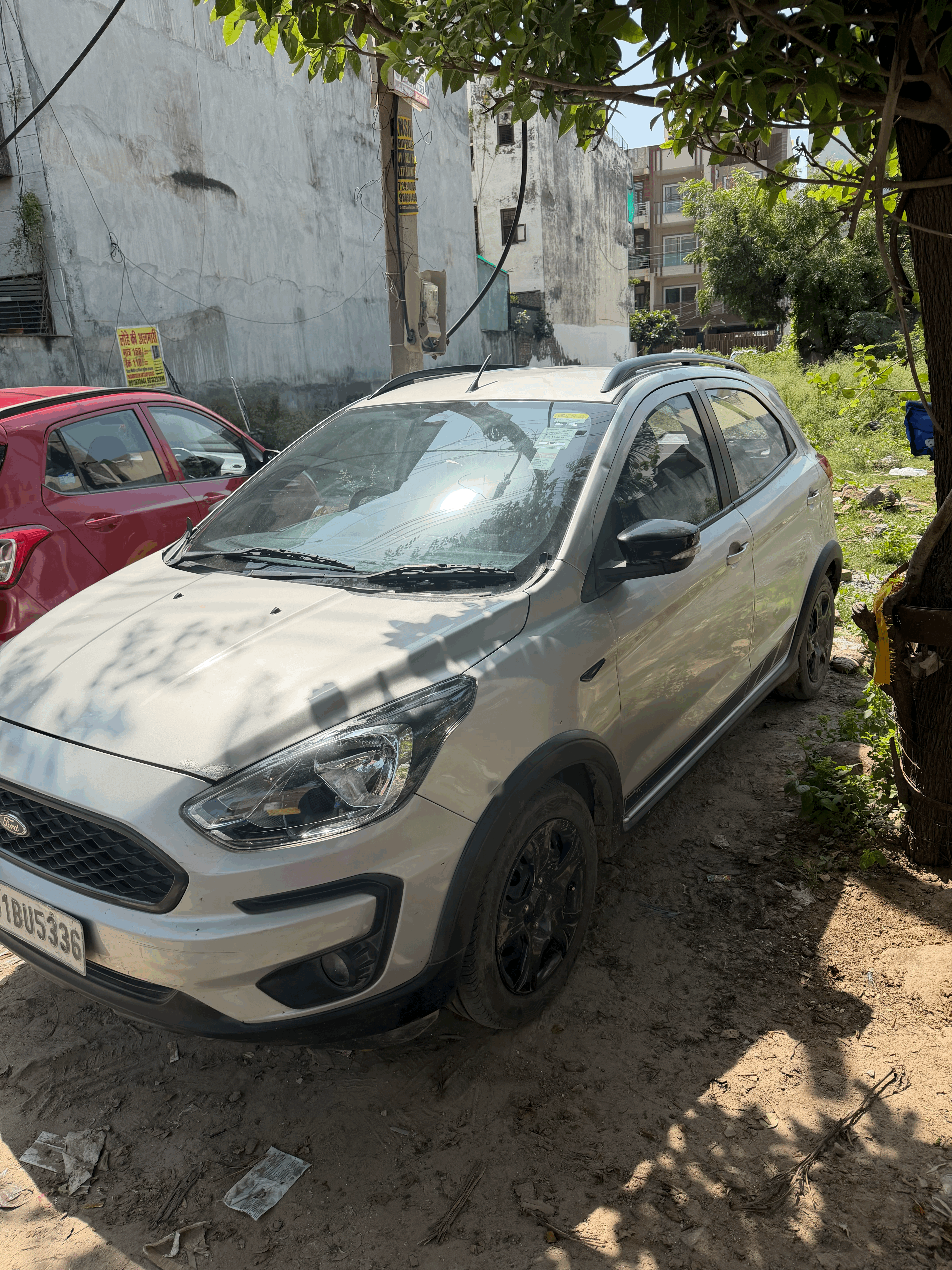 Moondust Silver Ford Freestyle Trend 1.5 MT TDCI Moondust Silver Ford Freestyle Trend 1.5 MT TDCI