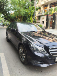 Black Mercedes-Benz E-Class 200