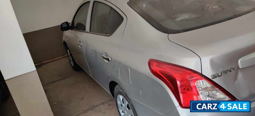 Nissan Sunny