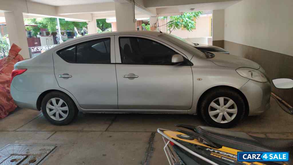 Nissan Sunny