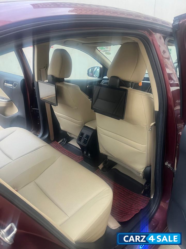 Honda City honda city zx (2018)