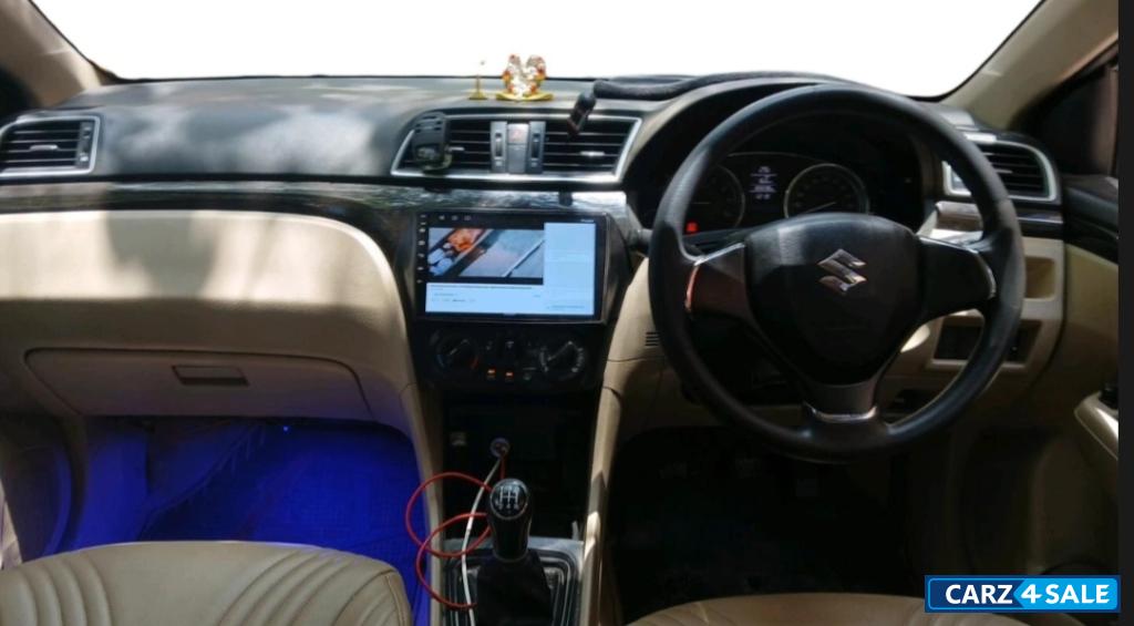 Maruti Suzuki Ciaz Sigma 1.4 MT PETROL Maruti Suzuki Ciaz Sigma 1.4 MT PETROL