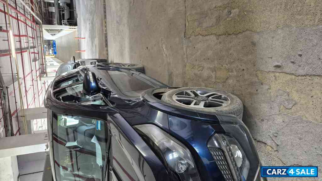 Arizona Blue Tata Hexa XTA 4X2 6 Seater