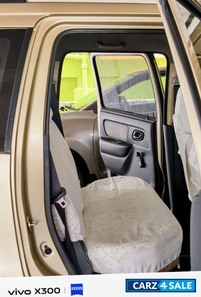 R Gold Maruti Suzuki Wagon R LXI Minor