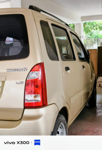 R Gold Maruti Suzuki Wagon R LXI Minor