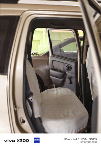 R Gold Maruti Suzuki Wagon R LXI Minor