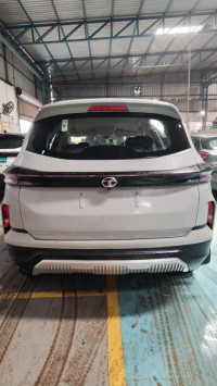 Tata Safari smart (O)