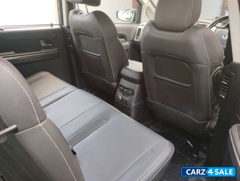 Blue Tata Hexa XTA AUTOMATIC Top model
