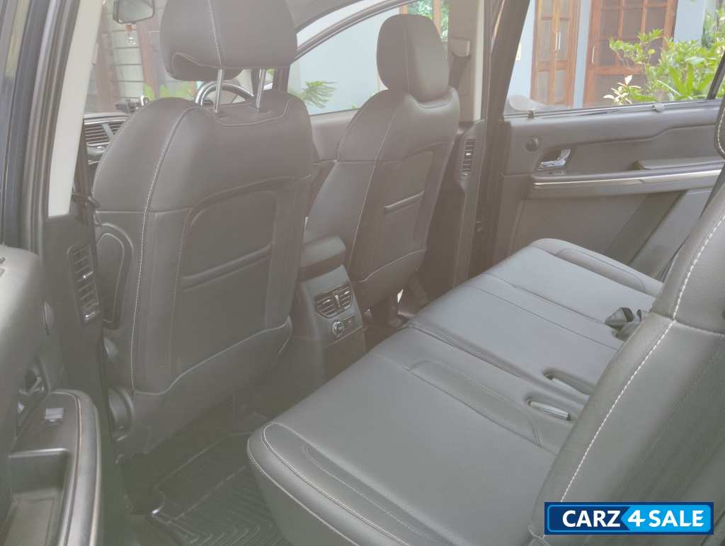 Blue Tata Hexa XTA AUTOMATIC Top model