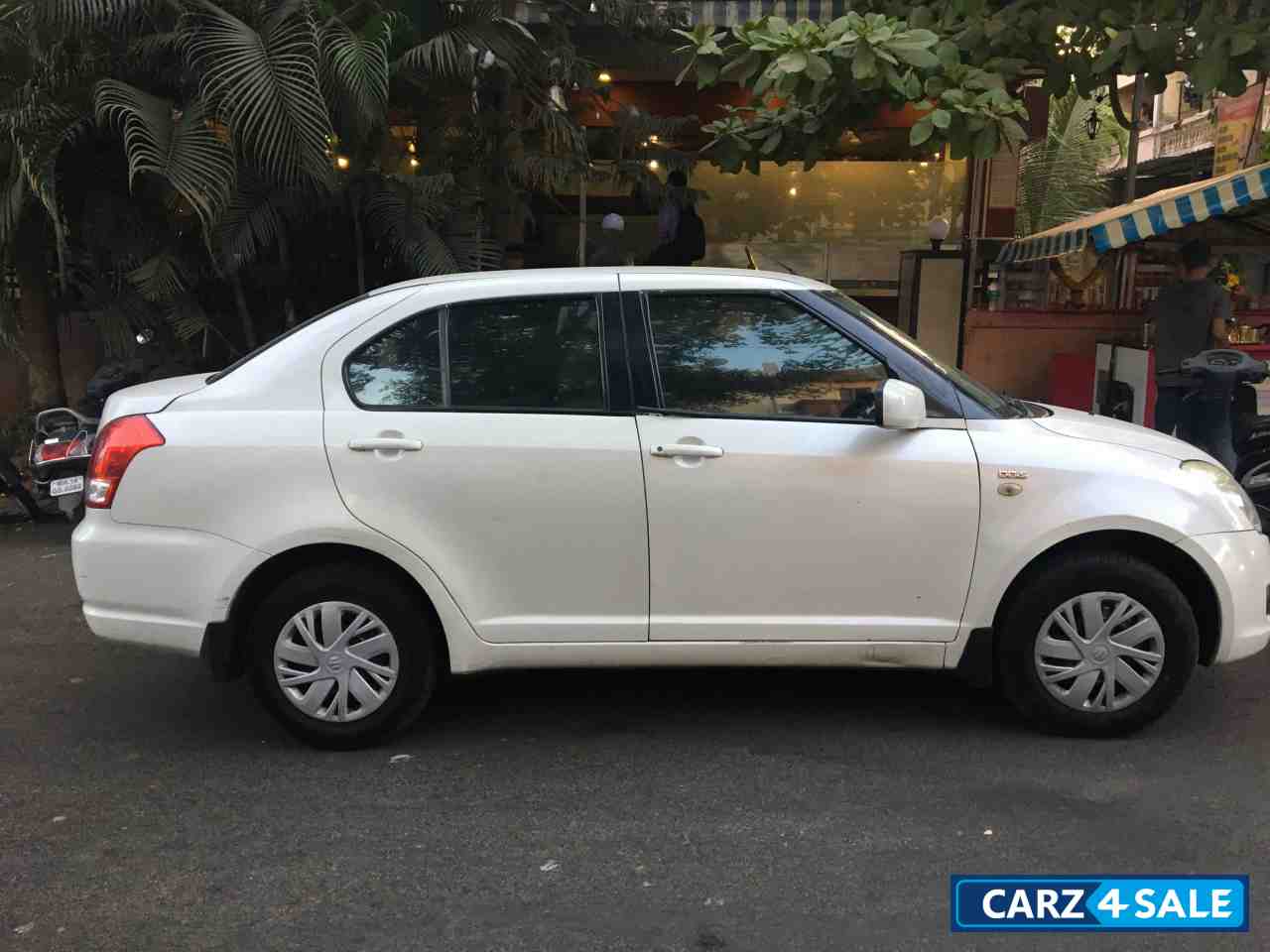 White Maruti Suzuki  Swift dzire