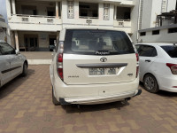Pearl White Tata Aria Pure lx 4x2