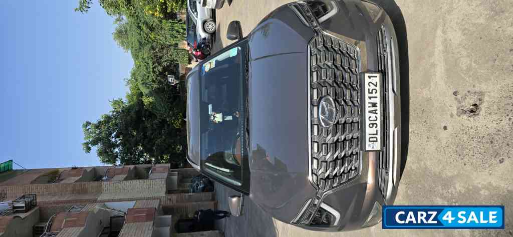 Hyundai Alcazar Signature 2.0,AT,six seater