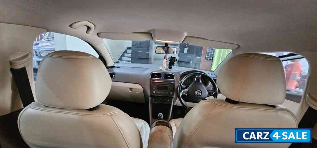Skoda Rapid 1.5 TDI ambition with alloy wheels Skoda Rapid 1.5 TDI ambition with alloy wheels