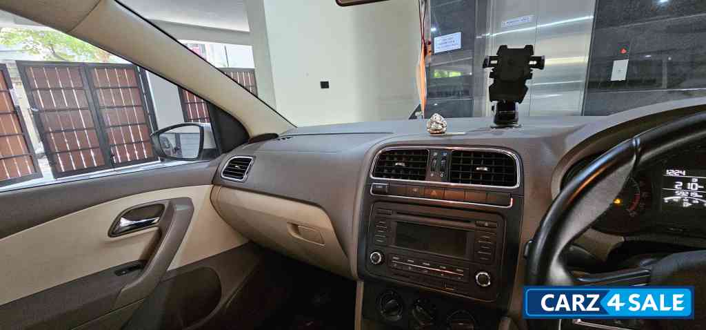 Skoda Rapid 1.5 TDI ambition with alloy wheels Skoda Rapid 1.5 TDI ambition with alloy wheels