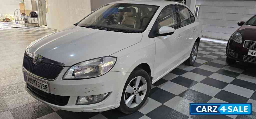 Skoda Rapid 1.5 TDI ambition with alloy wheels Skoda Rapid 1.5 TDI ambition with alloy wheels