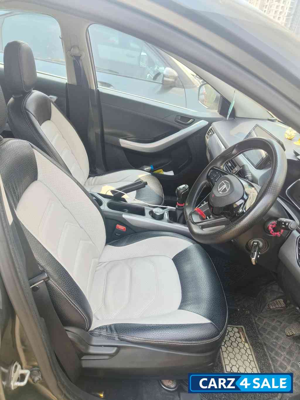 Tata Nexon XM S