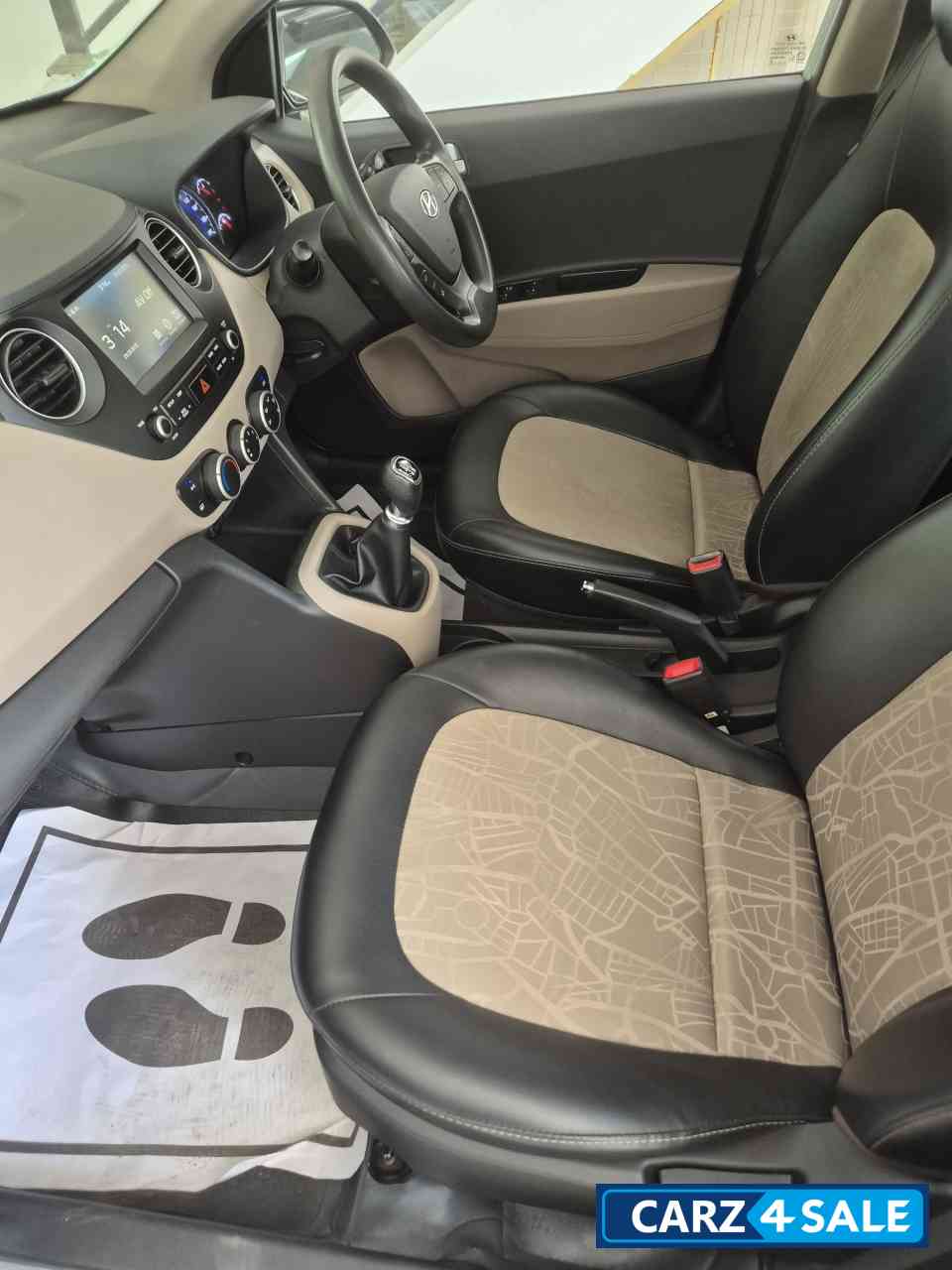 Hyundai i10 Sportz Hyundai i10 Sportz