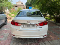 White Honda City V MT