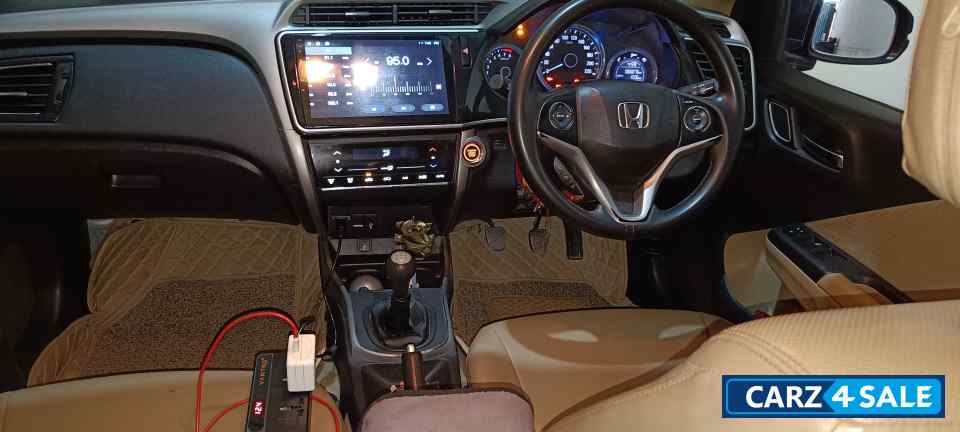 Modern Steel Metallic Honda City 1.5 V MT