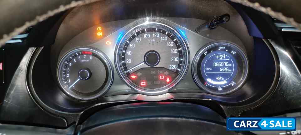 Modern Steel Metallic Honda City 1.5 V MT