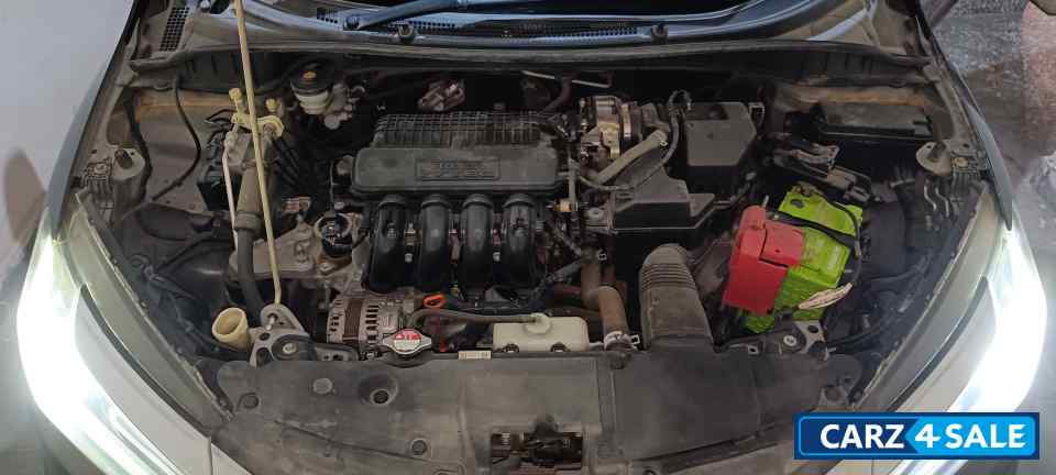 Modern Steel Metallic Honda City 1.5 V MT
