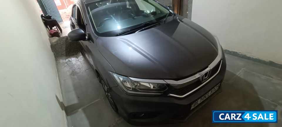Modern Steel Metallic Honda City 1.5 V MT