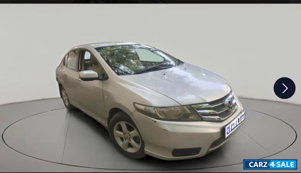 Silver Honda City 1.5 I v tech S AT