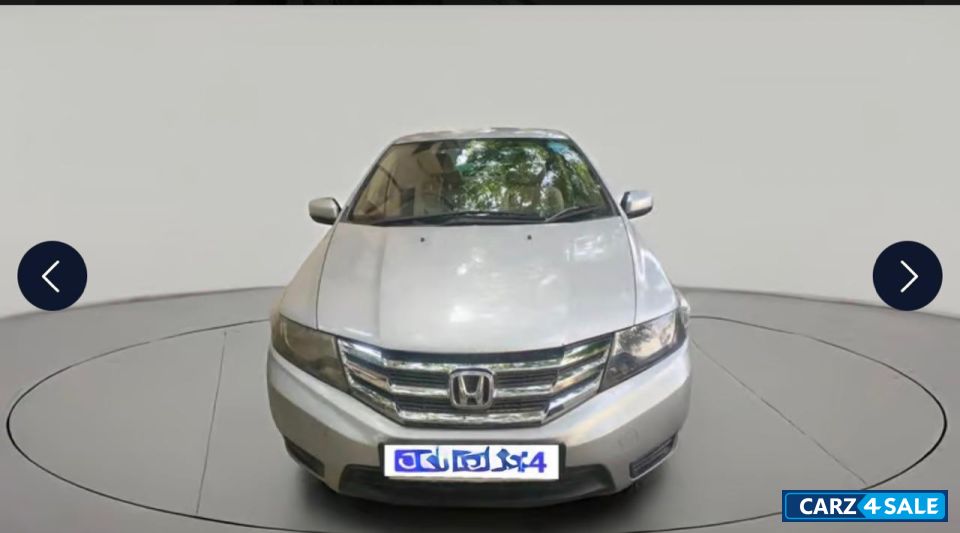 Silver Honda City 1.5 I v tech S AT Silver Honda City 1.5 I v tech S AT