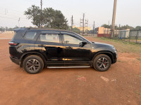 Black Tata Safari XZA PLUS DARK EDETION