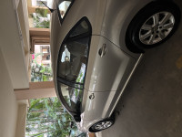 Terra Beige Volkswagen Vento Highline