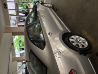 Terra Beige Volkswagen Vento Highline