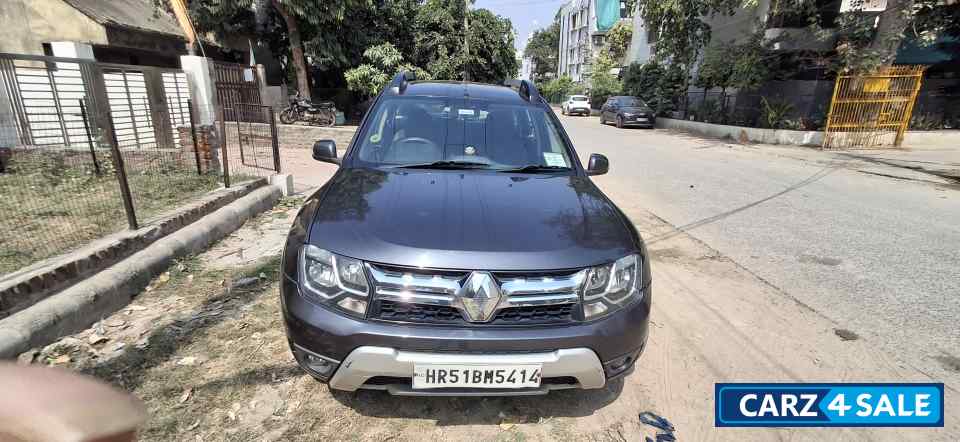 Grey Renault Duster RxZ Grey Renault Duster RxZ