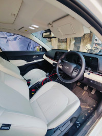 White Hyundai Verna 2023 New Model