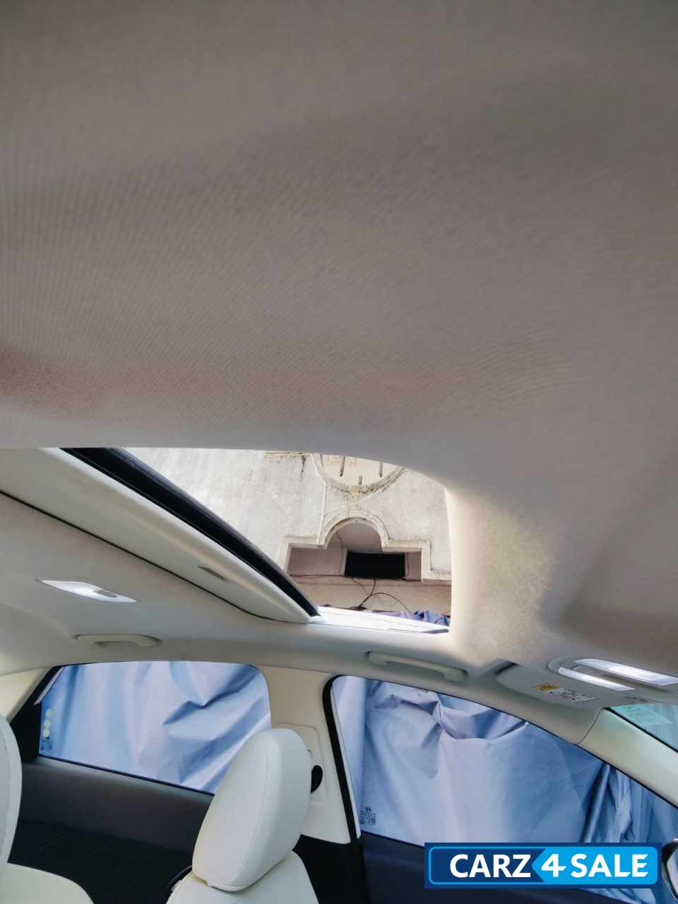 White Hyundai Verna 2023 New Model White Hyundai Verna 2023 New Model
