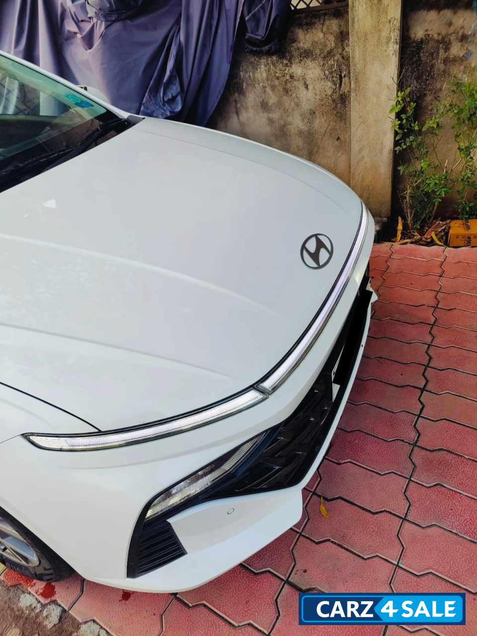 White Hyundai Verna 2023 New Model White Hyundai Verna 2023 New Model