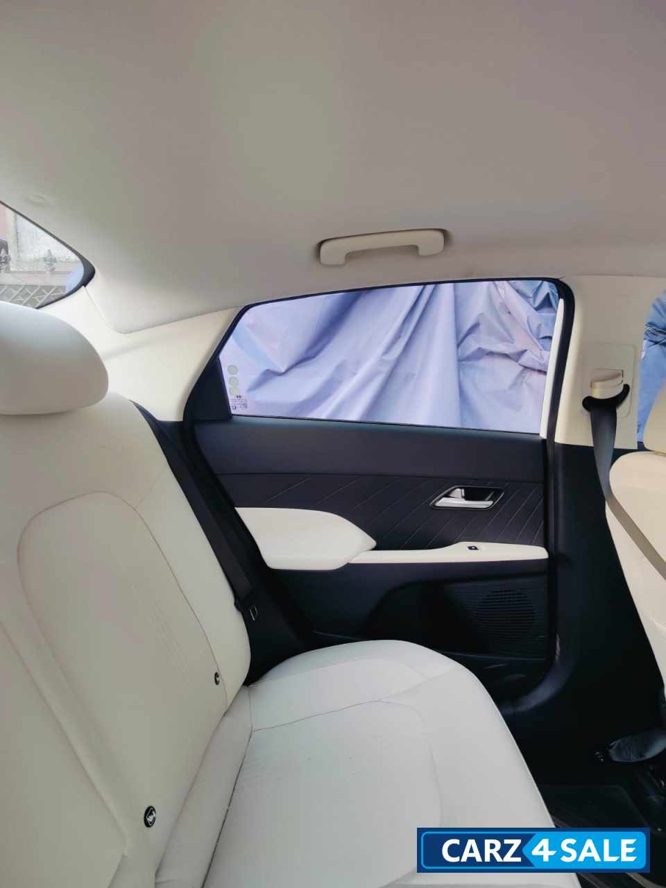 White Hyundai Verna 2023 New Model White Hyundai Verna 2023 New Model