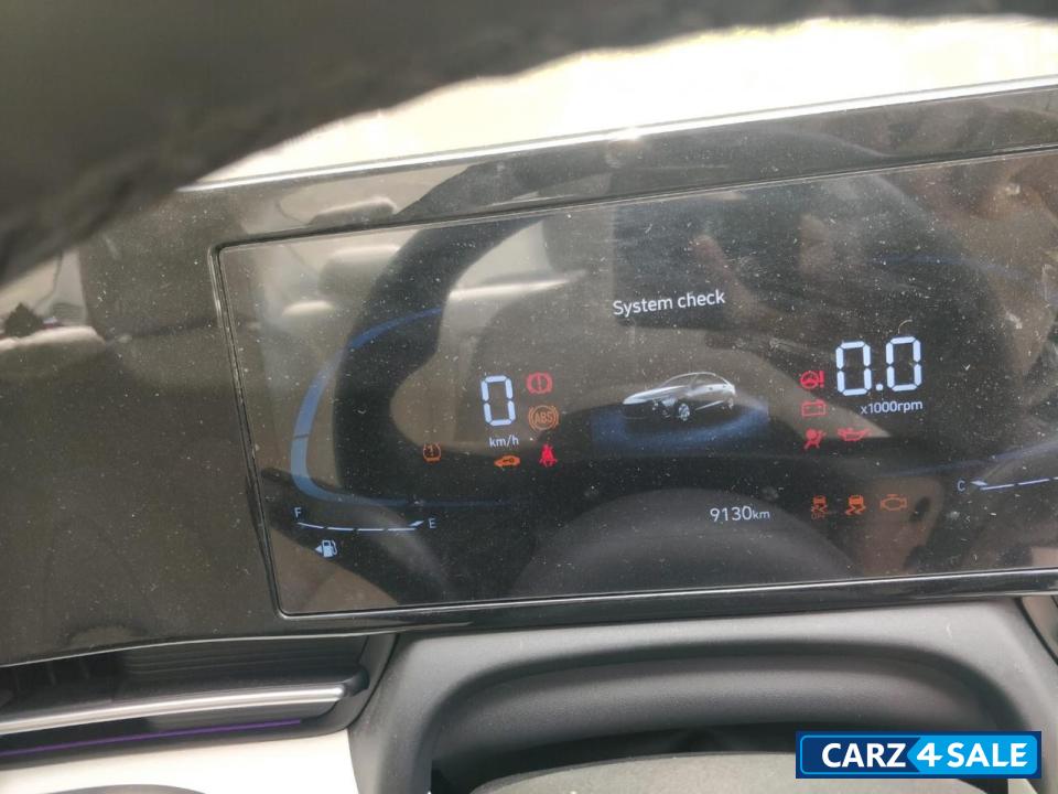 White Hyundai Verna 2023 New Model White Hyundai Verna 2023 New Model