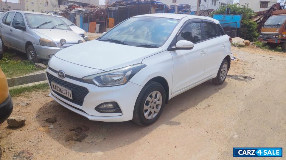 Hyundai i20 Sports VTVT Hyundai i20 Sports VTVT