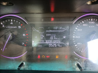 Silver Mahindra Marazzo M4